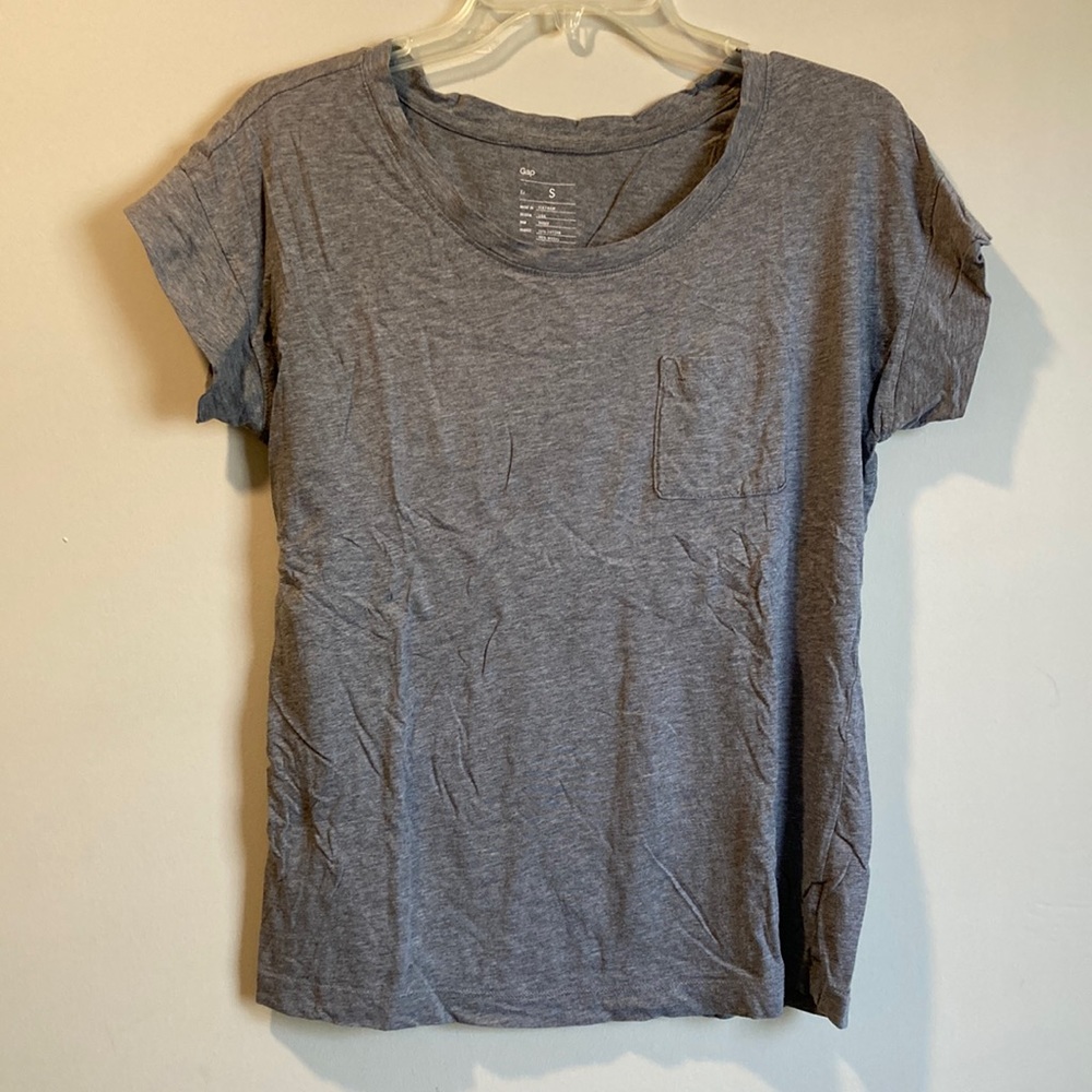 GAP Gray Pocket Tee